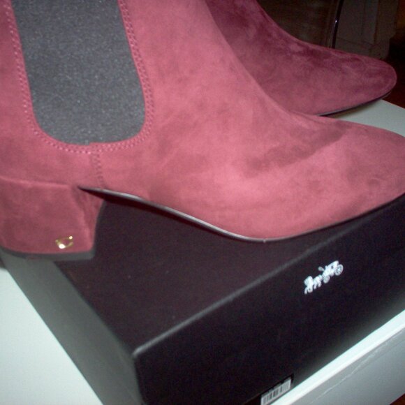 Coach TIA Suede booties - Picture 2 of 7